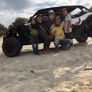 Meet your Posher, Cesar